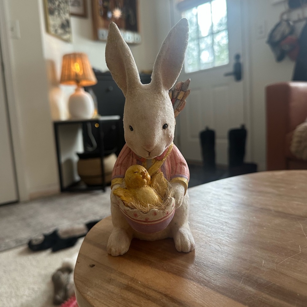 Bethany Lowe painter bunny Rabbit 8”
